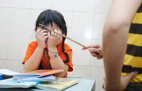 toi giat minh ve cach day con cua minh