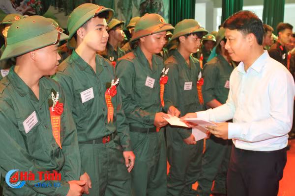 can loc tien 124 tan binh len duong nhap ngu