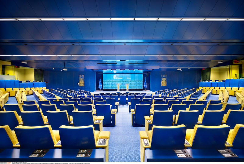 Ngắm 6 căn phòng tối mật mà chỉ những người quyền lực nhất thế giới mới được đặt chân vào ảnh 6 ngam 6 can phong toi mat ma chi nhung nguoi quyen luc nhat the gioi moi duoc dat chan vao