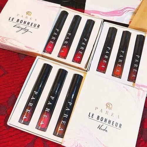 nhung mon qua tang doc dao va dat do ngay 8 3