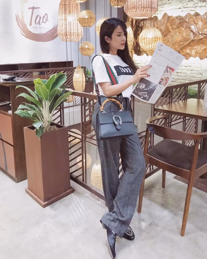 hoc lom cach my nhan viet dien quan au thoi thuong