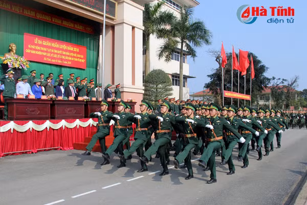 luc luong vu trang ha tinh ra quan huan luyen nam 2018