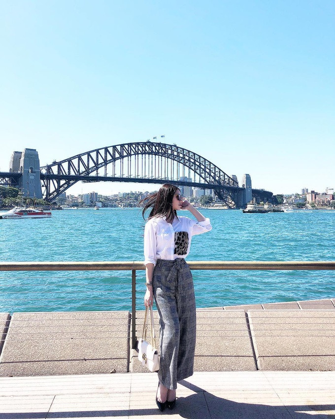 hoc lom cach my nhan viet dien quan au thoi thuong