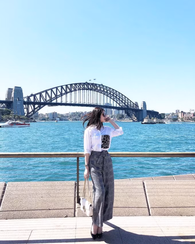 hoc lom cach my nhan viet dien quan au thoi thuong