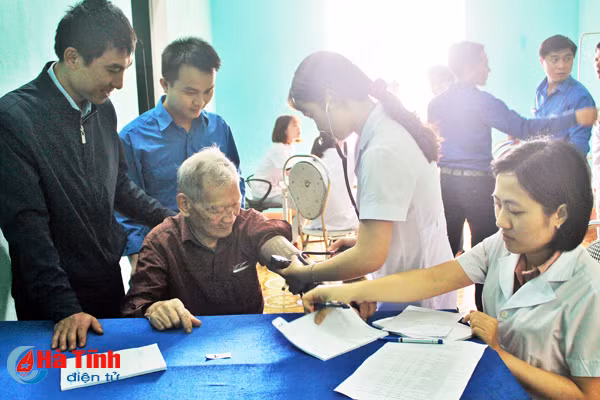 tuoi tre ha tinh tich cuc huong ung thang thanh nien