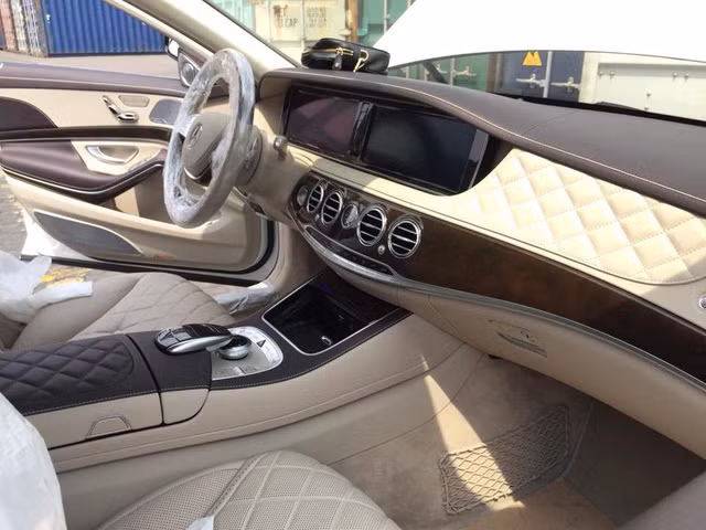 vua thong quan mercedes maybach s600 pullman dau tien viet nam da luon pho