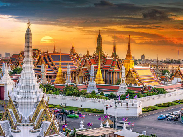 ban nen di dau trong nam 2018 theo tuoi cua minh