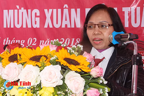 agribank ha tinh trao o to mazda cx5 cho khach hang trung thuong