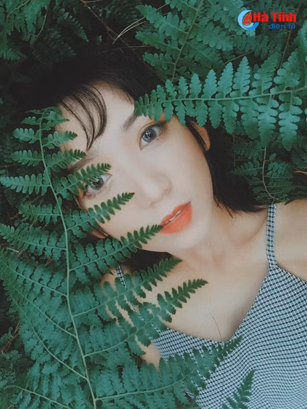 phat sot voi doi ban hotgirl ha tinh giong nhau nhu chi em song sinh