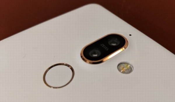 loat smartphone gay sot cua nokia tai mwc 2018