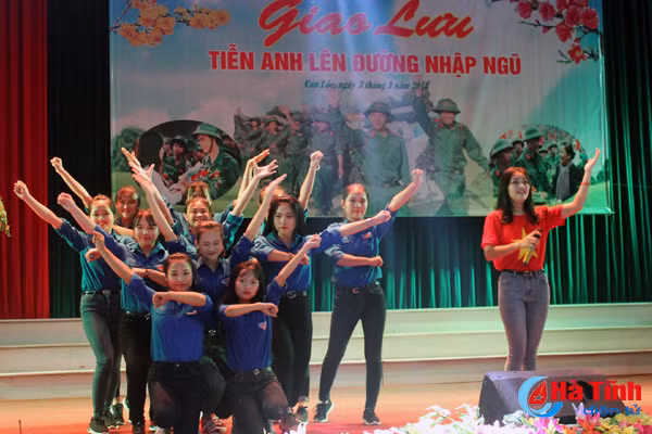 can loc tien 124 tan binh len duong nhap ngu