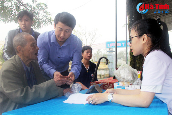 tuoi tre ha tinh soi noi huong ung thang thanh nien 2018