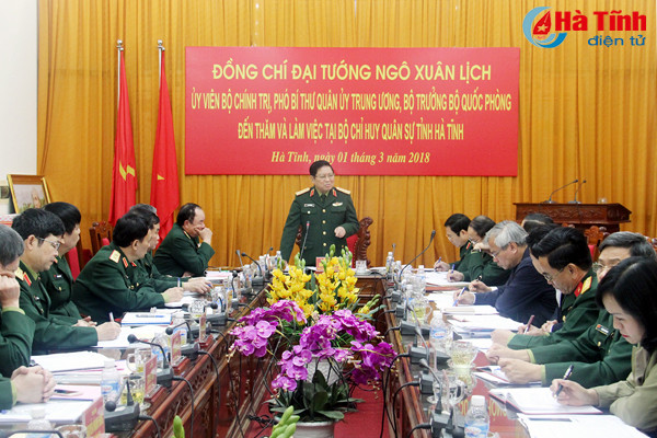 bo truong bo quoc phong ngo xuan lich tham va lam viec tai ha tinh