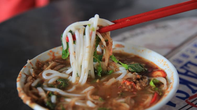 pho viet nam lot top 30 mon an ngon nhat the gioi cua cnn