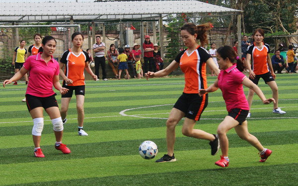 cung xem chi em phu nu thach ha tro tai da bong