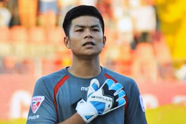 thu mon nguoi ha tinh gac den clb song lam nghe an