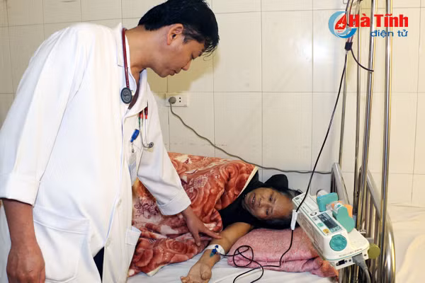 vuot hon 200 km tu quang binh ra ha tinh luc 2h sang hien mau cuc hiem cuu nguoi