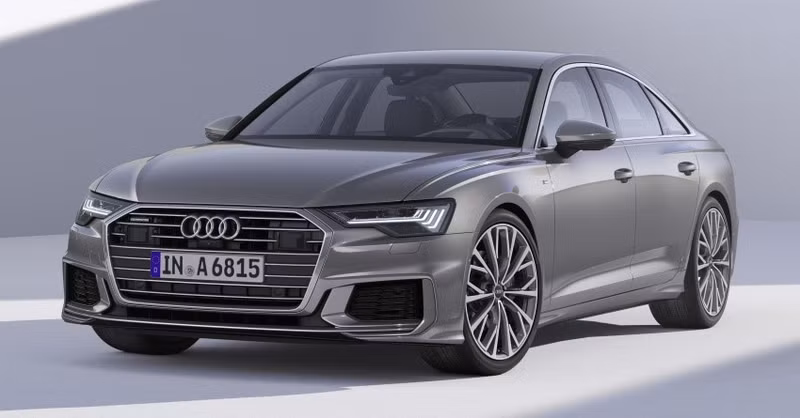 Thoạt nhìn, Audi A6 2019 khá giống với đàn anh A8 nhưng có một vài đặc điểm để phân biệt. Chẳng hạn như lưới tản nhiệt rộng và thấp ở phía trước, đèn pha tương tự những chiếc B9 Audi A4. Audi cung cấp tối đa ba hệ thống chiếu sáng, với hệ thống Matrix LED là phiên bản hàng đầu. audi a6 2019 the he thu 8 ra mat voi cong nghe hybrid