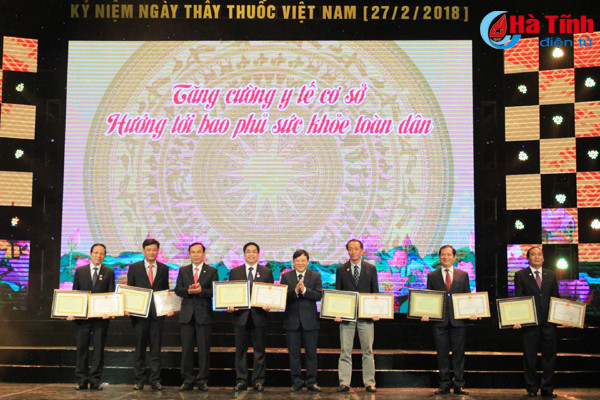 benh vien da khoa ha tinh duoc vinh danh tap the tieu bieu nganh y te viet nam