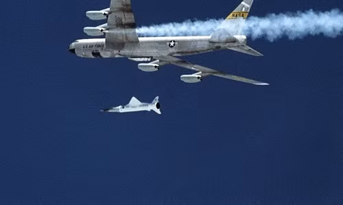 my day manh phat trien vu khi sieu vuot am doi pho nga