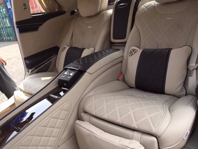 vua thong quan mercedes maybach s600 pullman dau tien viet nam da luon pho