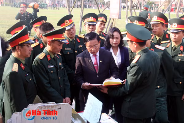 luc luong vu trang ha tinh ra quan huan luyen nam 2018