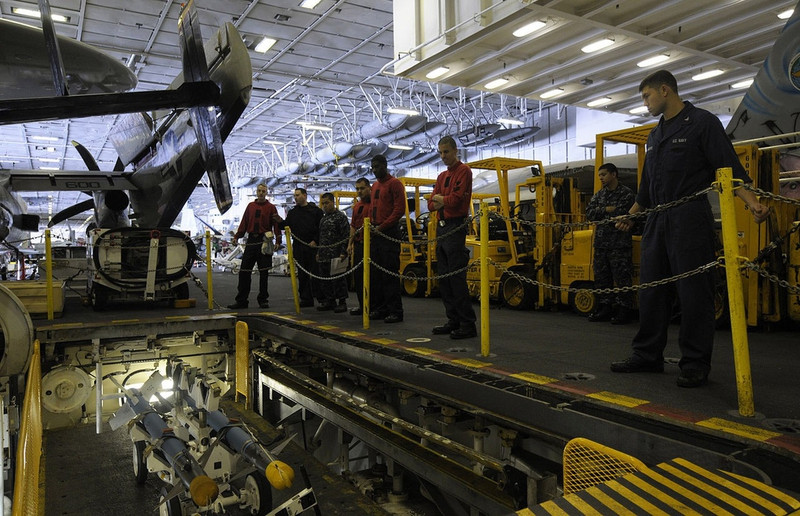 Đội tàu sân bay Mỹ sắp thăm Việt Nam uy lực cỡ nào? ảnh 6 doi tau san bay my sap tham viet nam uy luc co nao