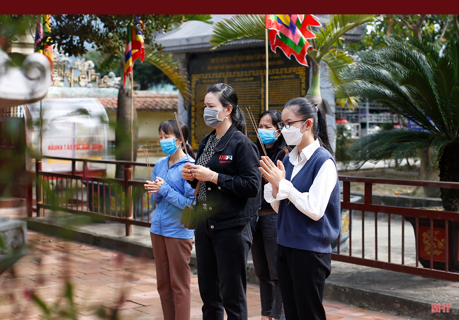 Linh thiêng ngôi đền cổ nơi cửa biển Hà Tĩnh