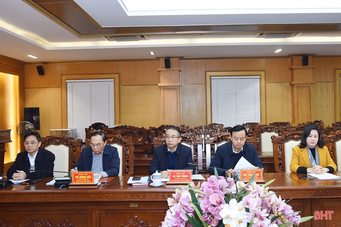 Ban Thường vụ Tỉnh ủy Hà Tĩnh kiểm điểm công tác lãnh đạo, chỉ đạo năm 2023