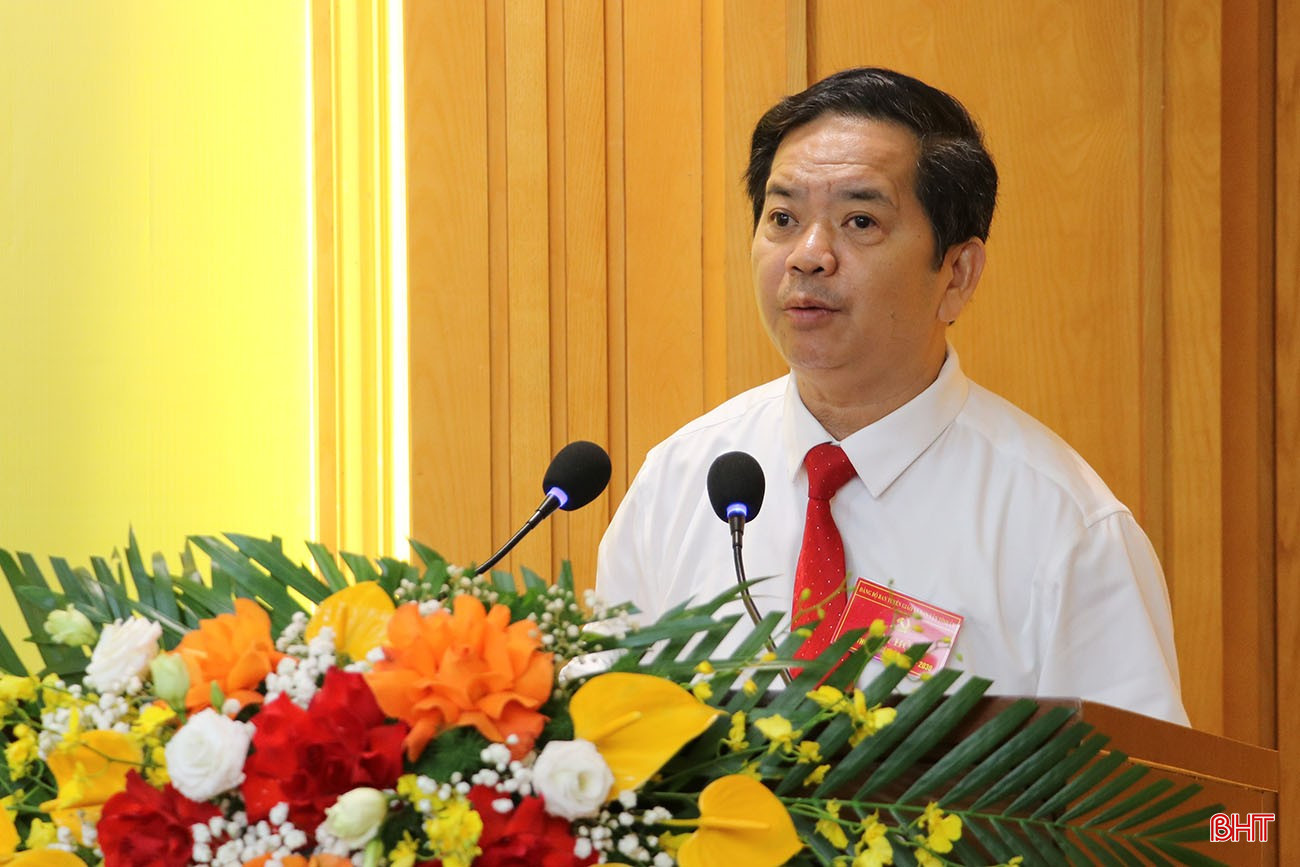 Đồng chí Bùi Nhân Sâm - Phó Trưởng ban Thường trực Ban Tuyên giáo và Dân vận Tỉnh ủy phát biểu khai mạc đại hội. bqbht_br_ong-sam-1.jpg