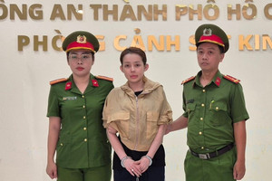 Ngân 98 bị bắt