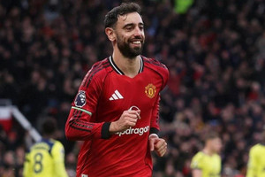 MU lần đầu thắng Tottenham sau 4 năm