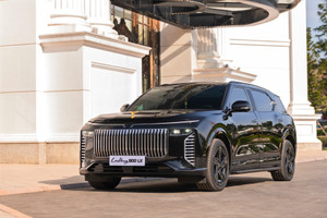 Quốc gia nào sản xuất được xe chống đạn phục vụ nguyên thủ?