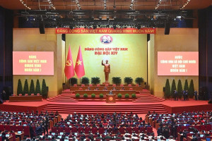 Đại hội XIV của Đảng bầu Đoàn Chủ tịch gồm 16 đồng chí Ủy viên Bộ Chính trị