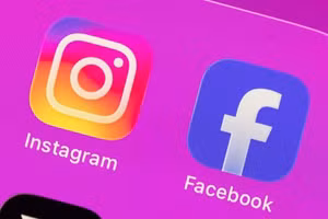 Facebook bắt đầu thu phí
