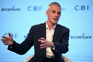 Tổng Giám đốc BBC từ chức sau bê bối xuyên tạc lời ông Trump