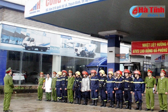 Rút kinh nghiệm sau khi xử lý xong tình huống cháy nổ giả định