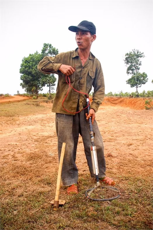 Sống cùng bom đạn thời hiện đại ảnh 4