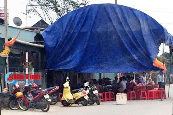 Hiện gia đình đang tổ chức ma chay cho thầy Dương