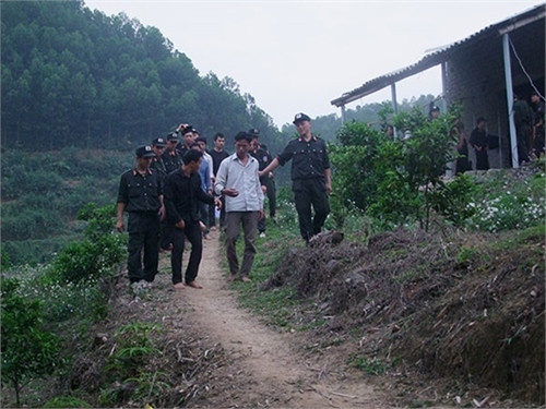 47 con bạc chọn đỉnh núi làm nơi sát phạt ảnh 3