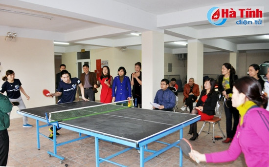 250 VĐV đến từ các đơn vị, thi đấu ở 5 môn: bóng chuyền, bóng bàn, cầu lông, quần vợt, cờ tướng.