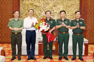 Mong muốn Quân khu 4 tiếp tục hỗ trợ Hà Tĩnh thực hiện tốt nhiệm vụ quân sự, quốc phòng