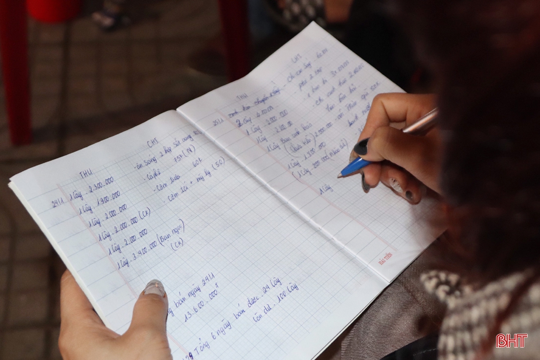 Đêm trắng ở phố hoa tết Hà Tĩnh