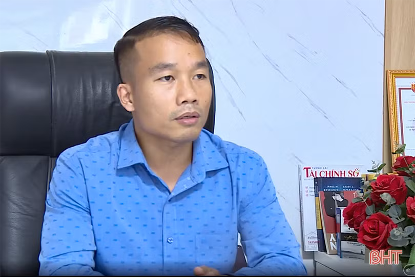 Điều khiển xe máy bằng chân, thả hai tay bị xử phạt như thế nào?