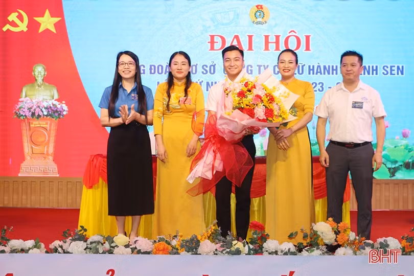 Thành lập công đoàn cơ sở Công ty CP Lữ hành Thành Sen