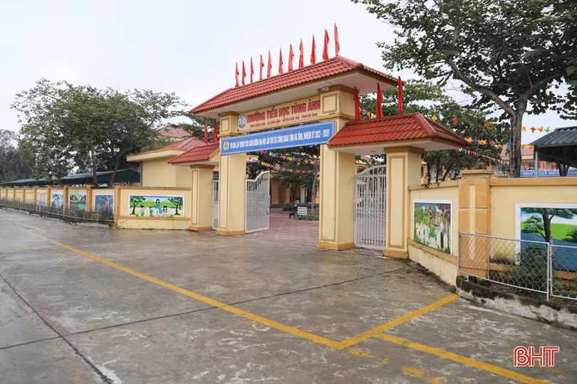 Ngôi trường “trăm tuổi” sở hữu nhiều phần thưởng cao quý