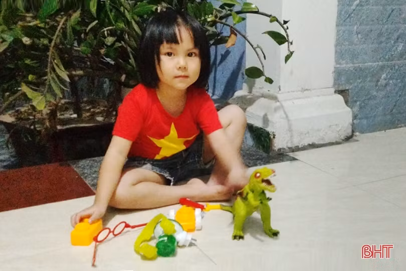 Chuyện những đứa trẻ mồ côi sau các vụ tai nạn giao thông