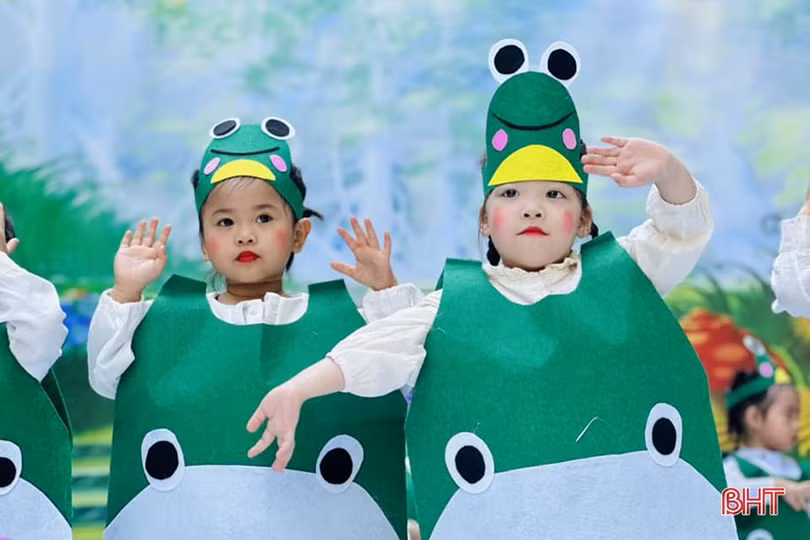 Hoá trang ngộ nghĩnh cùng các bạn nhỏ Trí Đức