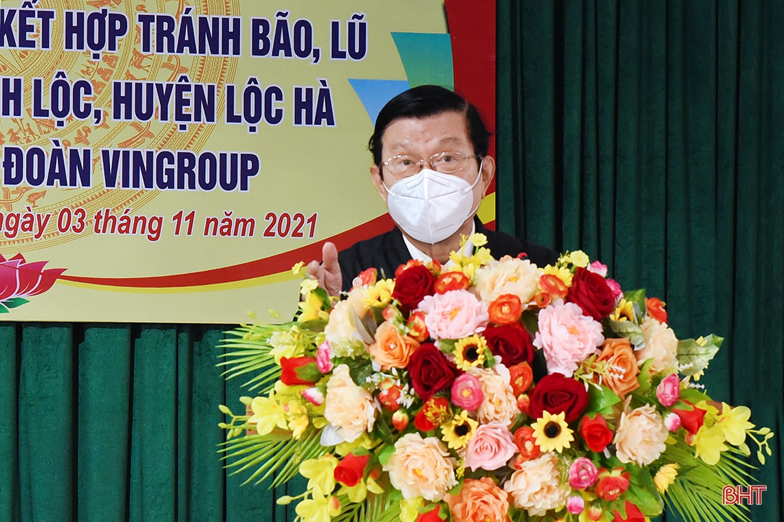 Nguyên Chủ tịch nước Trương Tấn Sang dự lễ khánh thành nhà văn hóa cộng đồng, khởi công nhà ở cho các hộ dân làng vạn chài