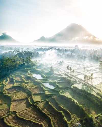 Ngỡ ngàng vẻ hoang sơ, tươi đẹp của các vùng đất châu Á từ trên cao
